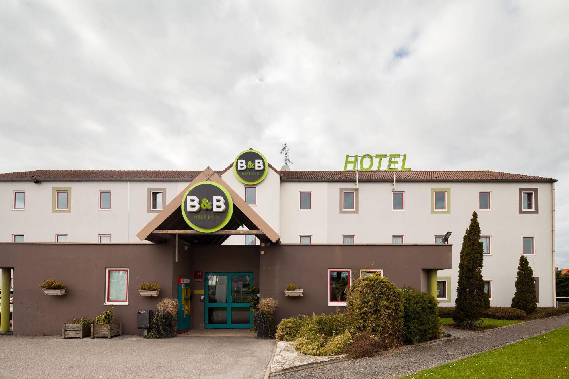 B&B Hotel Calais Centre St Pierre Экстерьер фото